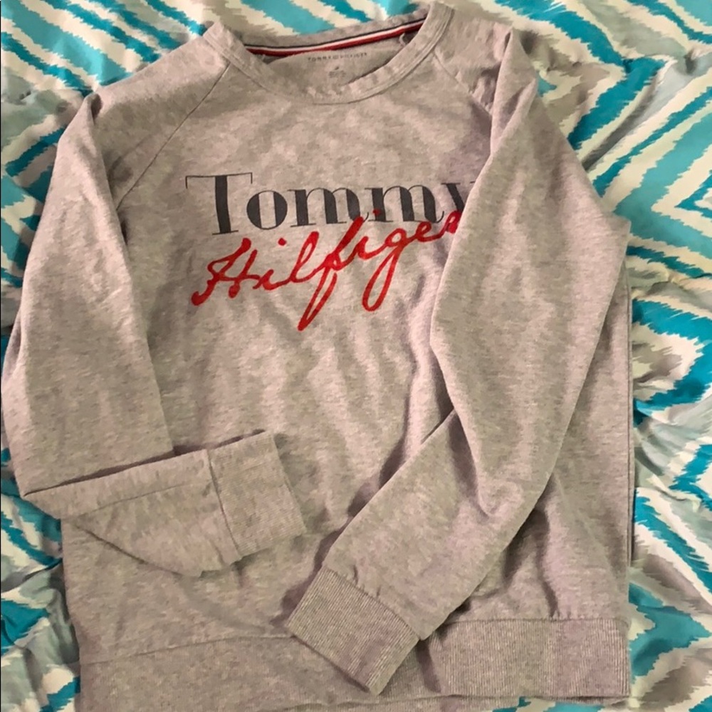 Tommy Hilfiger sweater